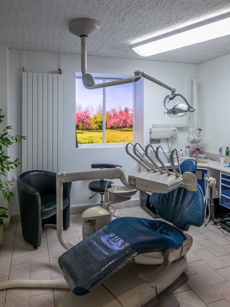 Installation fenêtre trompe-l'oeil